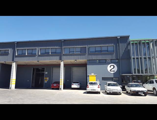 2,305M² FACTORY TO LET IN BLACKHEATH INDUSTRIAL